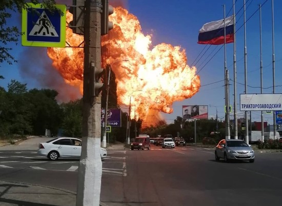 В Волгограде на заправке взорвалась цистерна с газом