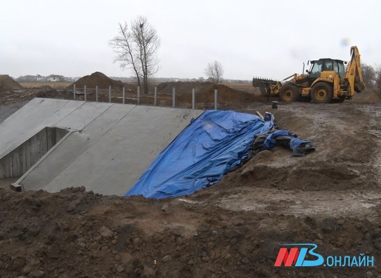 В Волгоградской области прорвало построенную в 2020 году плотину